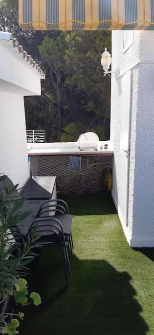 House In The Center Of Albir, 2 Min Walk From The Beach El Albir ภายนอก รูปภาพ